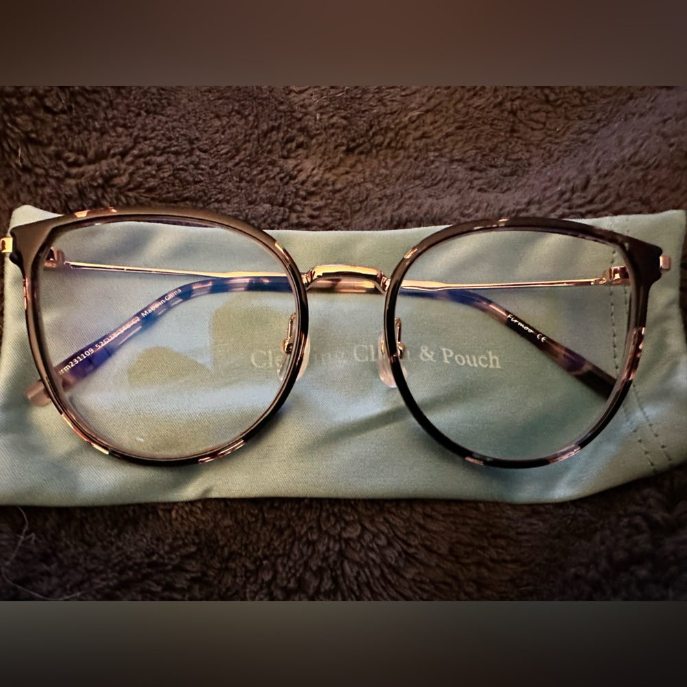 Fashion glasses - Picture 1 of 4